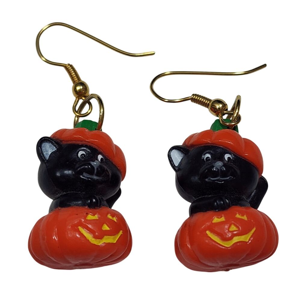 Earrings Black Cat Sitting Inside Carved Jack-O-Lantern Halloween Holiday Vtg